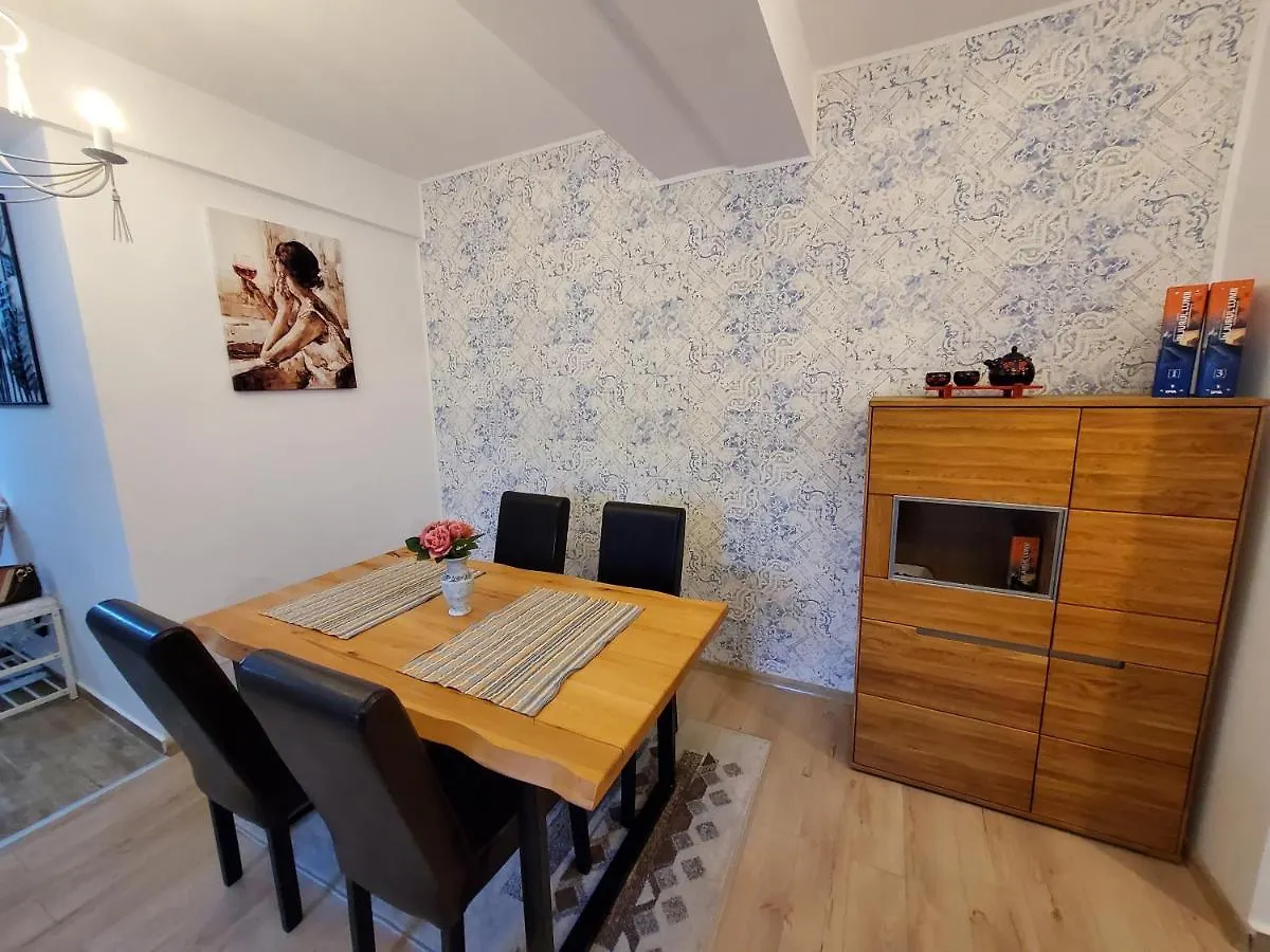 Morii Lake Apartment Bucureşti