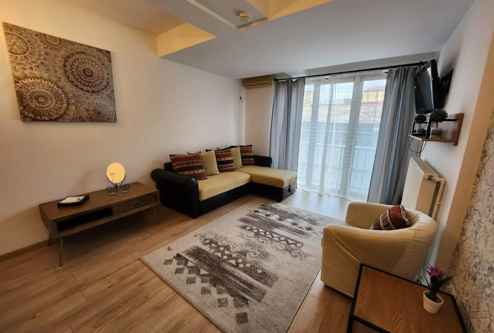 Morii Lake Apartment Bucharest Romania